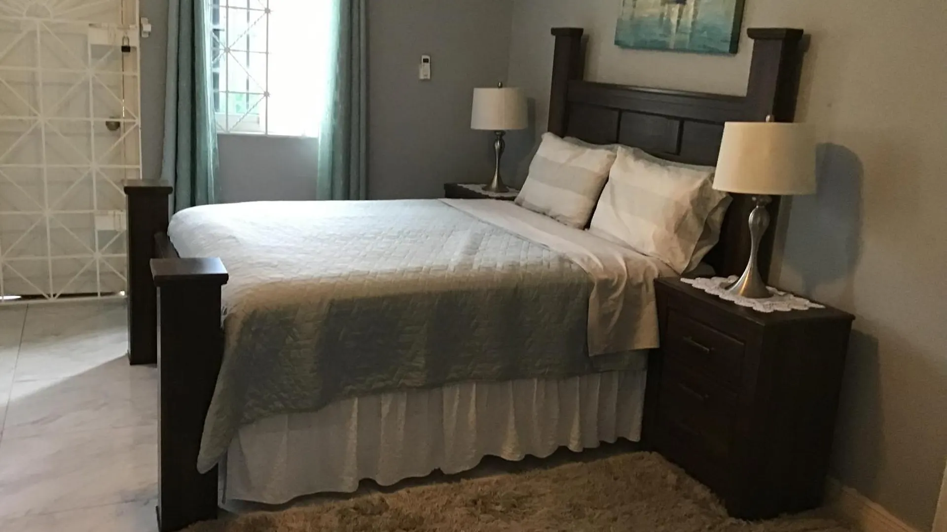Hills Royale Villa -Ironshore Montego Bay